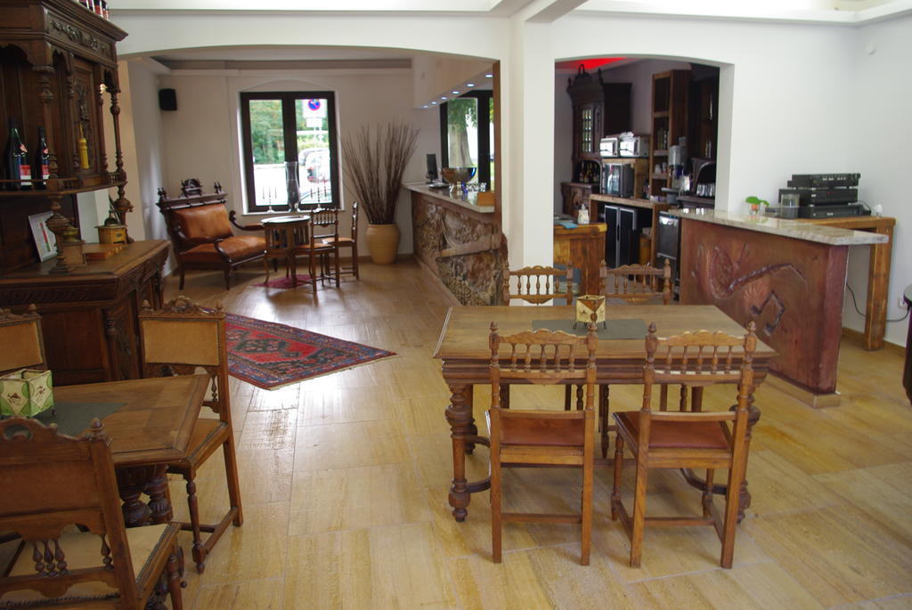 Porta Colonia Hotel Eschweiler Buitenkant foto